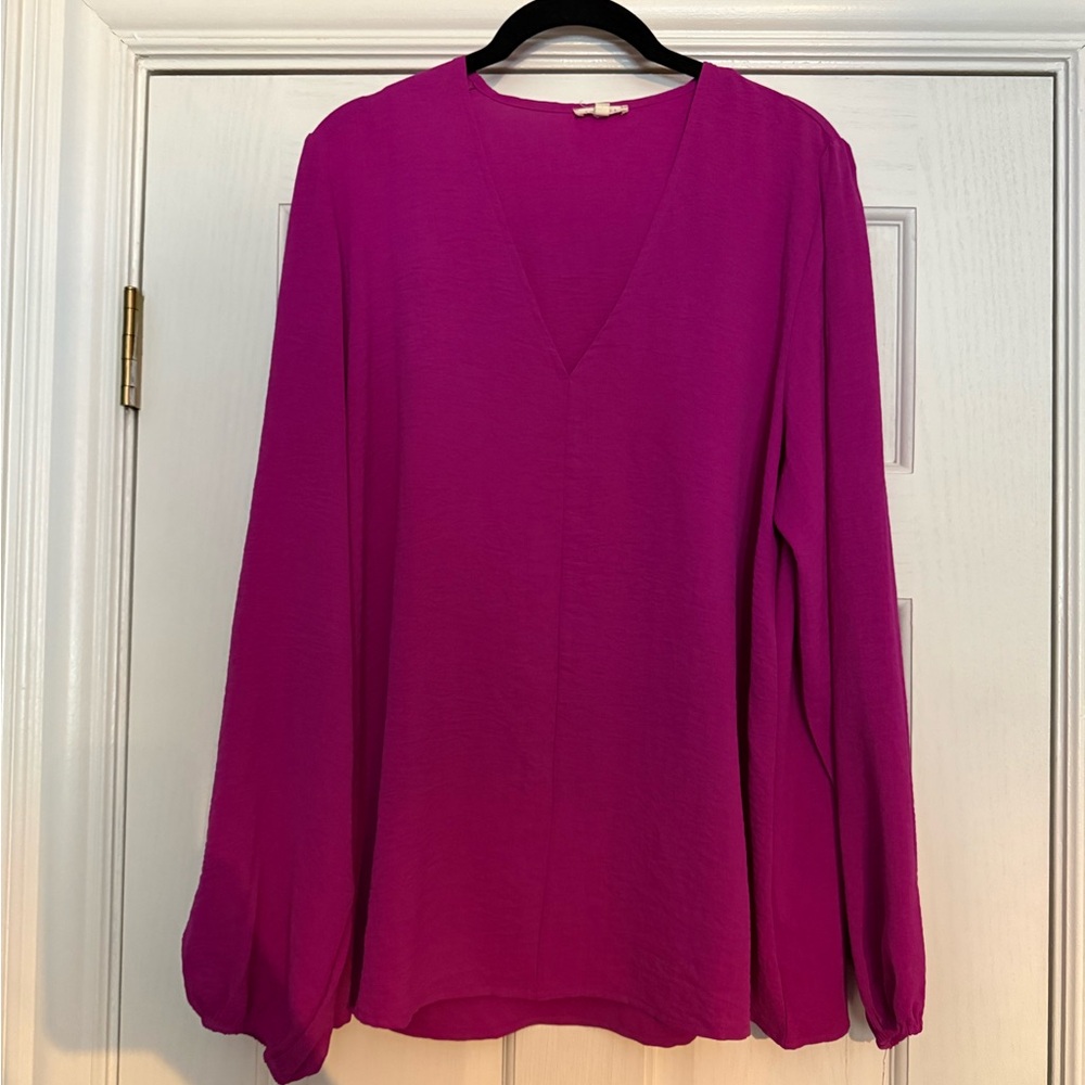 JODIFL Vibrant Magenta V-Neck Blouse
